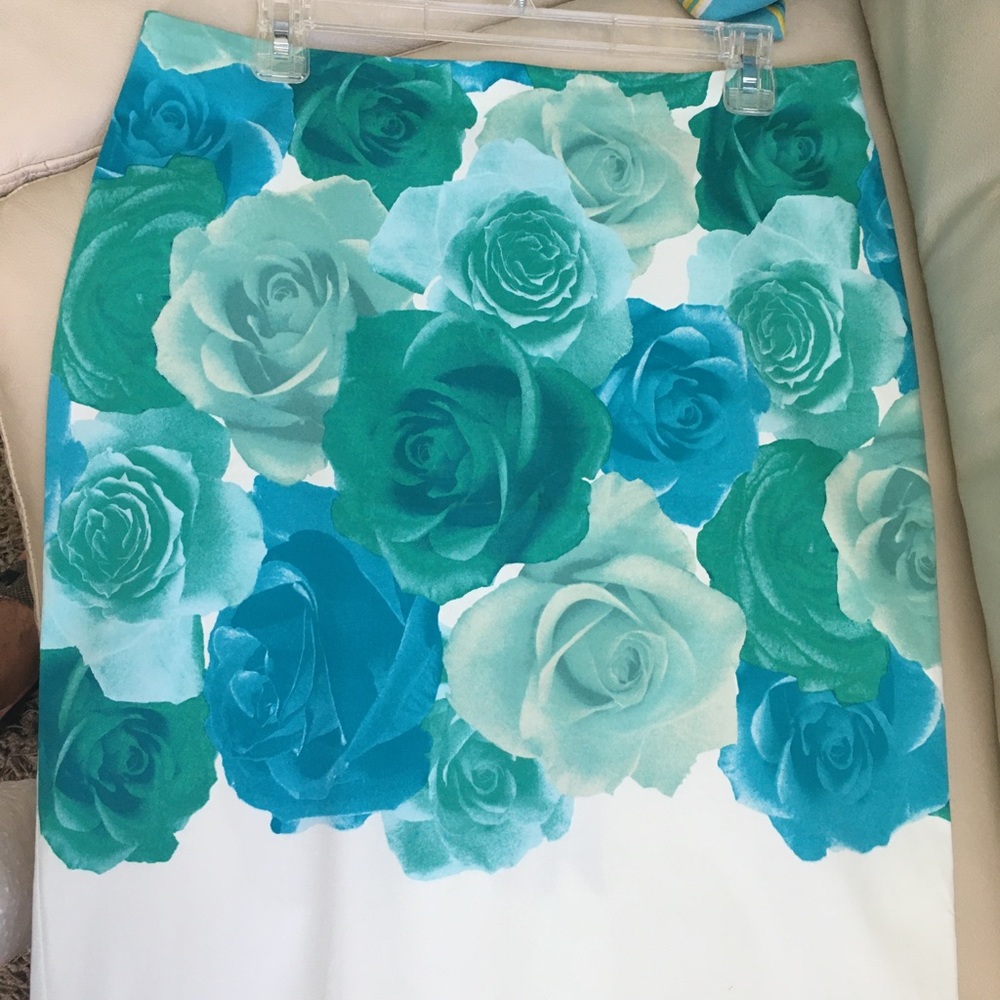 Cool Floral Skirt!